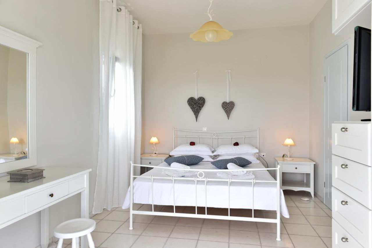 Tonia Apartments Paros 克里希阿克提 外观 照片